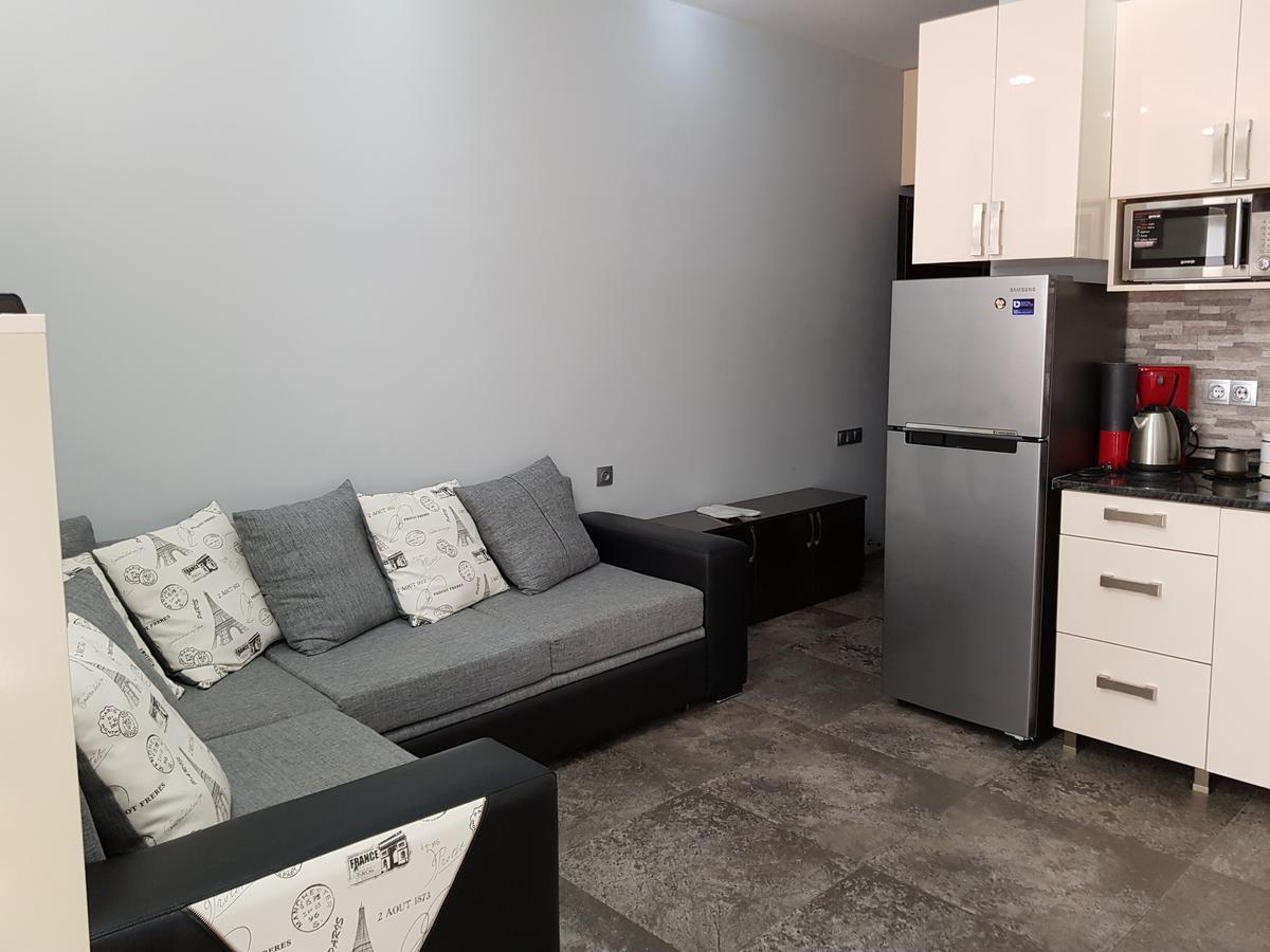 Apartament Gia Batumi Exterior foto